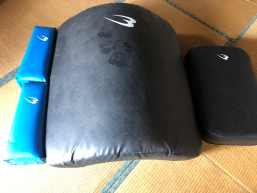 【値下げ】格闘技用　サンドバッグやビッグミットやグローブ諸々まとめて