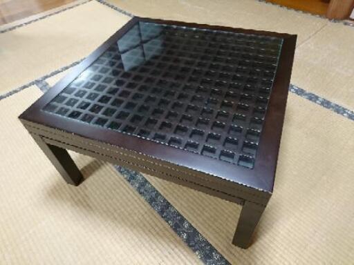 【購入者決定済み】イズミファニチャーで買ったテーブル