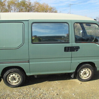 レトロなアメリカン スバル・サンバー ディアス クラシック／4WD・マニュアル・軽自動車の画像