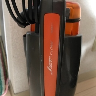 掃除機とテレビとドライヤーセットの画像