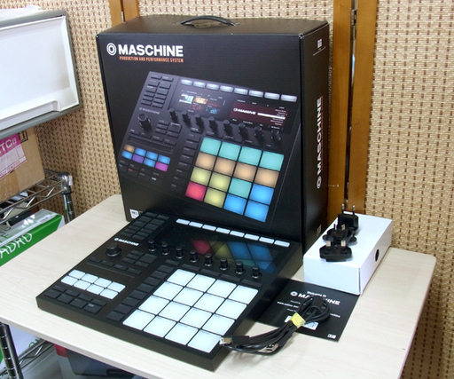 南12条店 Native Instruments MASCHINE MK3 ミキシングマシン 本体のみ