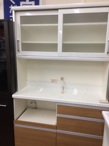 Pamouna の2枚扉レンジボード入荷致しました。