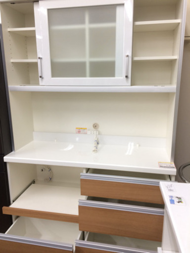 Pamouna の2枚扉レンジボード入荷致しました。