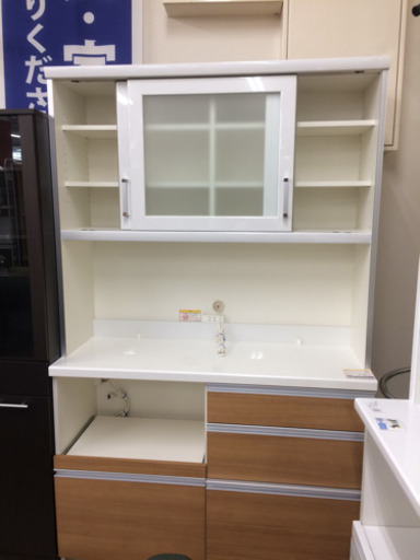 Pamouna の2枚扉レンジボード入荷致しました。