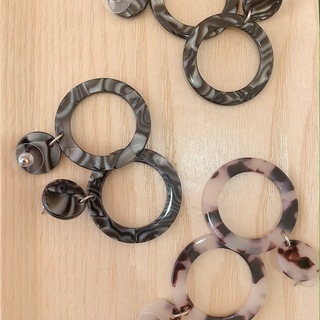 新品　フープピアス　べっ甲柄