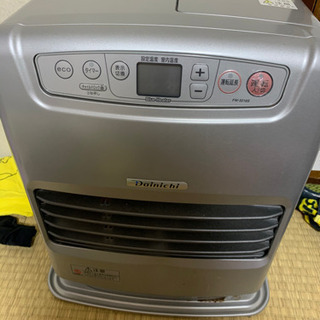石油ファンヒーター(灯油タンクと手動式ポンプ付)