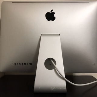 【中古】Apple iMac (21.5-inch, Mid 2011) （Magic Trackpad付）の画像