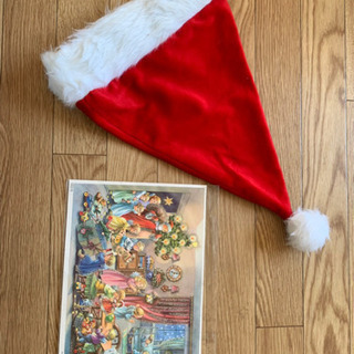 サンタの帽子とクリスマスカレンダー