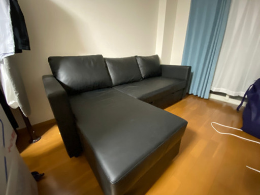 ソファーもベッドも1台2役