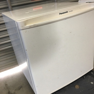 小型冷蔵庫