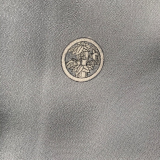 グレー　色留袖の画像