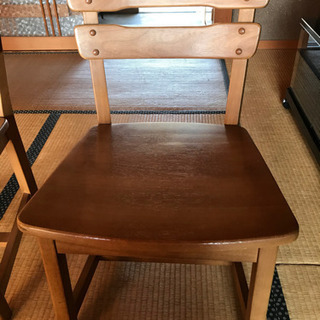 ダイニングチェアー二脚少しお値引きしましたの画像