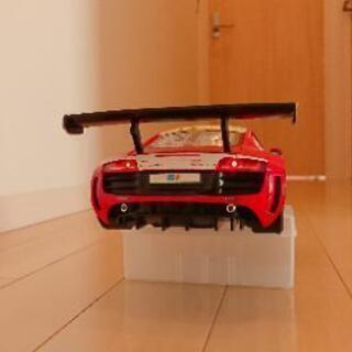 リアルなAudi R8 のラジコンです！の画像