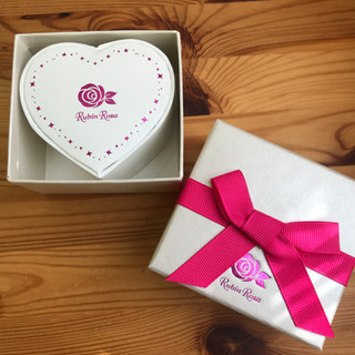 アクセサリーケース ハートの画像