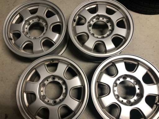 15インチホイールハイエースキャラパンなどに