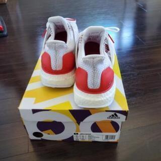 adidas　ultraboost Continentalの画像