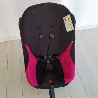 タカタ　チャイルドシート (新生児～)