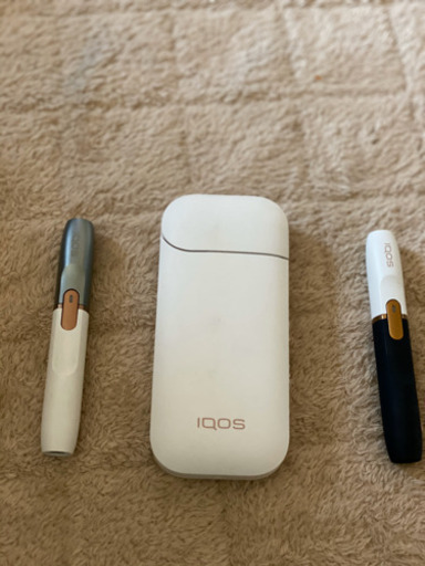 iQOS 2.4plus ホルダー2本 チャーヂャー1台