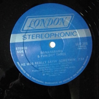 (受付保留中)Bananarama Featuring Fun Boy Three　 Really Sayin' Somethin'  / Aie A Mwana　US盤　Vinyl, 12", 45RPM, Single　中古の画像