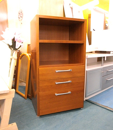 〇 札幌【北欧風 キャビネット】幅56・5cm ウォールナットカラー アジャスター付き スリム＆ミニリビングボード 収納棚 飾り棚 多目的棚 本郷通店