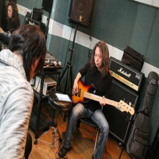 現役のプロミュージシャンが指導する音楽スクールです！の画像