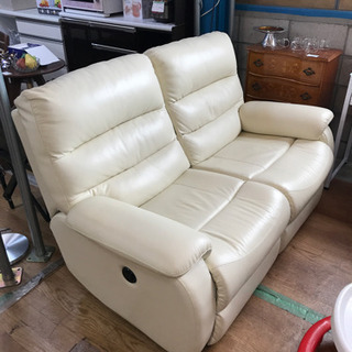 ニトリ ビリーバー2 電動リクライニングソファ 中古