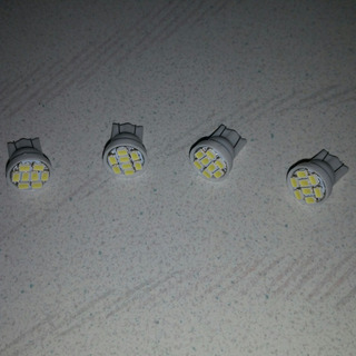 送料込 新品 T10 T16 LEDライト4個セット ポジションランプ等にの画像