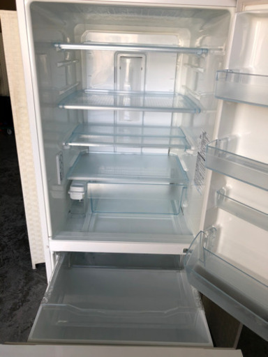 ???製氷機付き‼️2013年製3ドア冷蔵庫☝️?