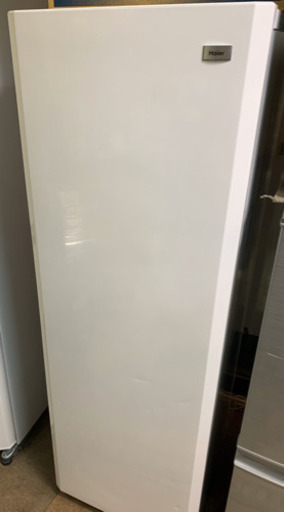 Haier アップライトフリーザー　2014年製　JF-NUF166E