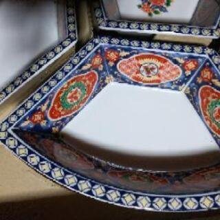 回転する皿②の画像