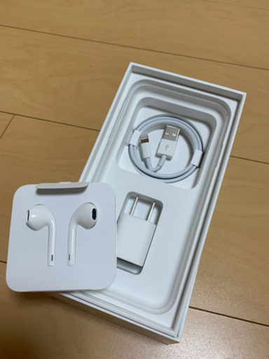 iPhoneイヤフォン純正品〈取引中〉