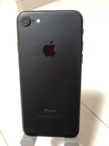 【極美品】 iPhone7 32GB au ブラック