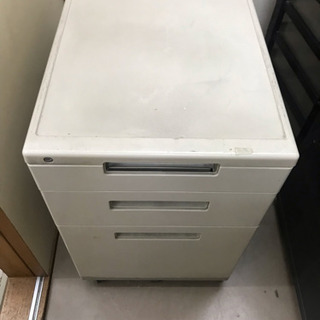 引き出し棚お譲りします！