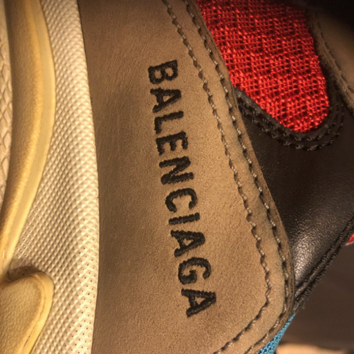 断捨離　BALENCIAGA トリプルエス トリコロール