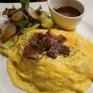 明日の昼間ランチ行ける人募集