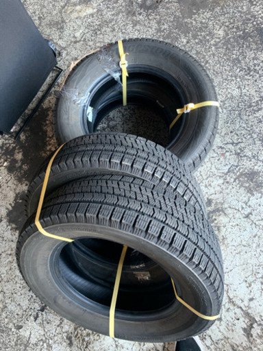 格安！185/65/14スタッドレス VRX2！！