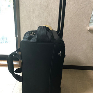 布製　旅行カバン　二輪　キャリーバック