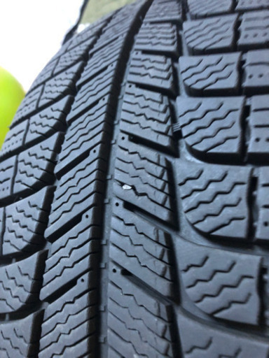 ミシュランスタッドレス215/60r16 アルミホイール付き