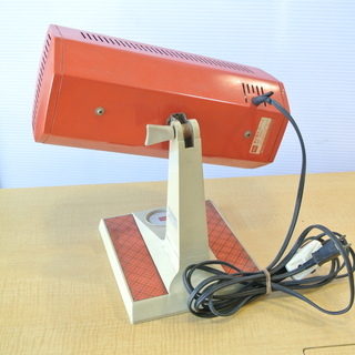 レトロな小型電気ストーブ　首を180度回転可能　東芝 SR-450の画像