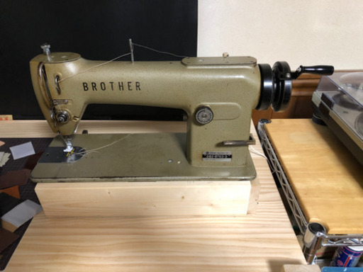 手回し工業用ミシン 訳あり