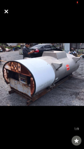 タンク タンクローリー 1000Lくらい