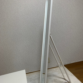 スタンドミラー 白の画像