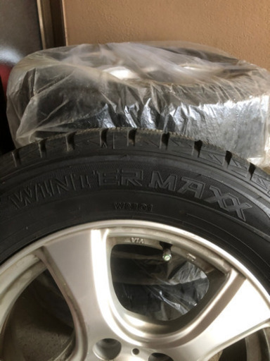 値下げしました！195/65R 15 スタッドレスタイヤ