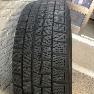 値下げしました！195/65R 15 スタッドレスタイヤの画像