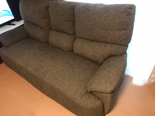 ♪ニトリ製3人掛けソファー　ダークブラウン　美品♪