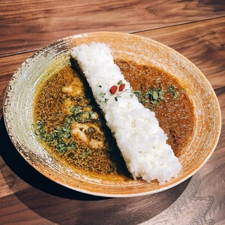 【スパイスカレー新海 大門店】大門・浜松町でスパイスカレーランチ...