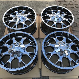 値下げ！ランドクルーザー100で使用！TWG メイヘム メタル  8015  20インチ４枚  中古