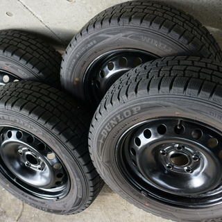 ルノーカングー　純正ホイール　スタッドレスタイヤ　４本　ブリザック ルノーカングー純正ホイールスタッドレスタイヤ4本ブリザック