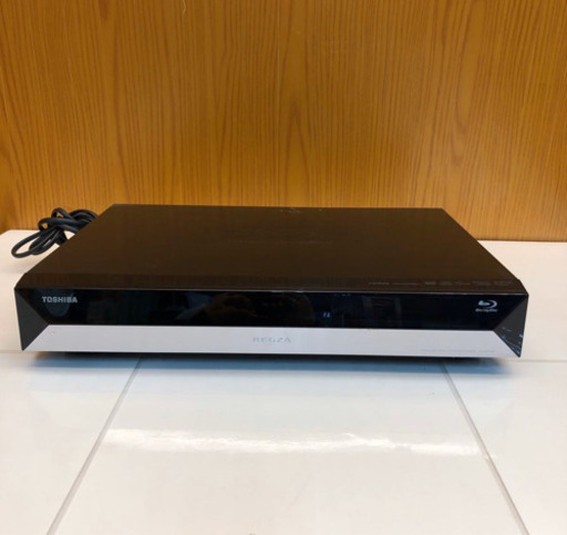 TOSHIBA完動品2番組同時録画HDD500GB☆REGZA☆HDD/BDレコーダー☆RD-BZ700（762）AKARI