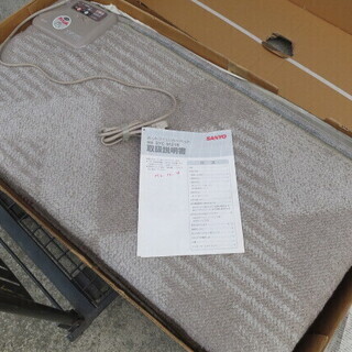 SANYO ホットマイコンカーペットSYC-M219(BE) 1...